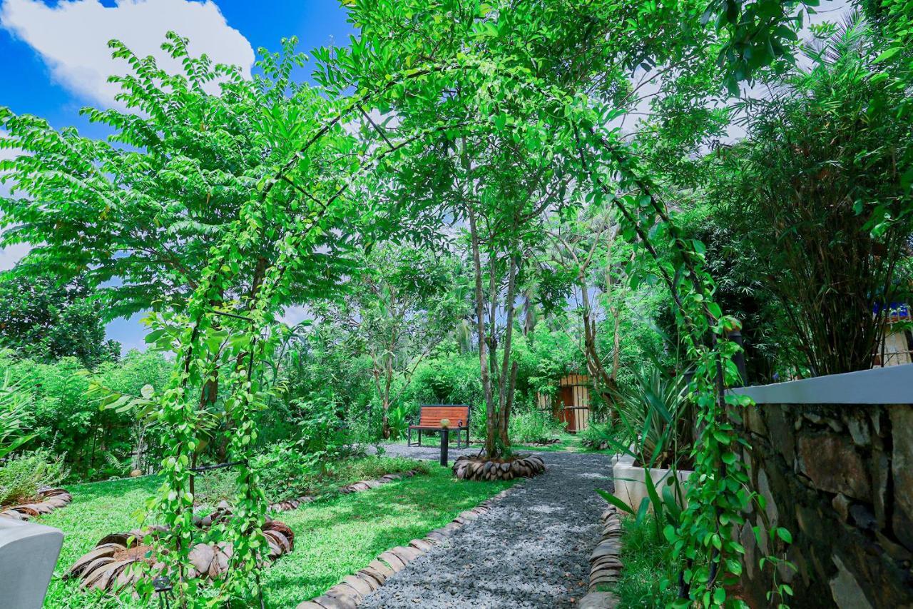 Terrace Garden Ayurveda Resort Велігама Екстер'єр фото