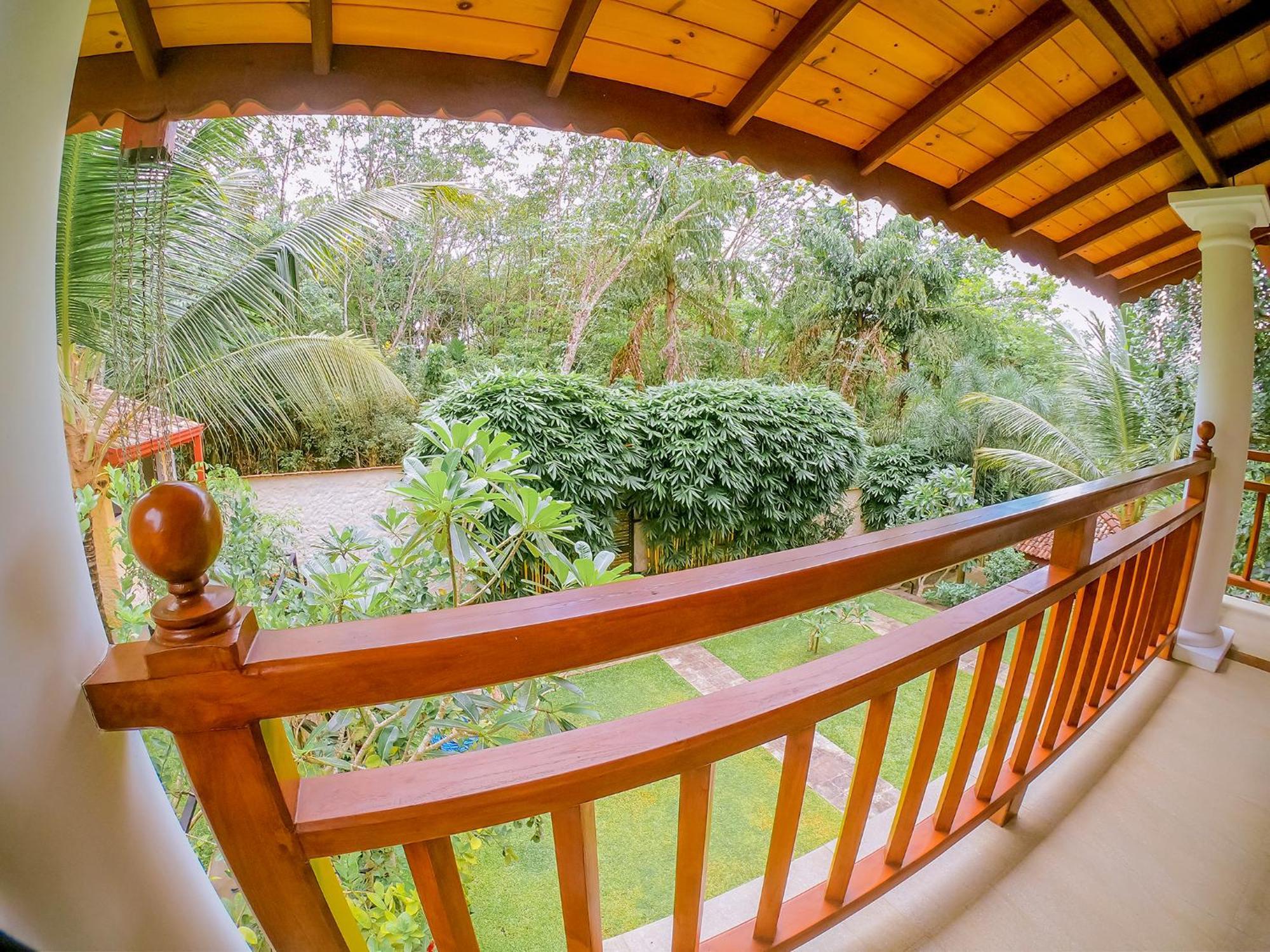Terrace Garden Ayurveda Resort Велігама Екстер'єр фото
